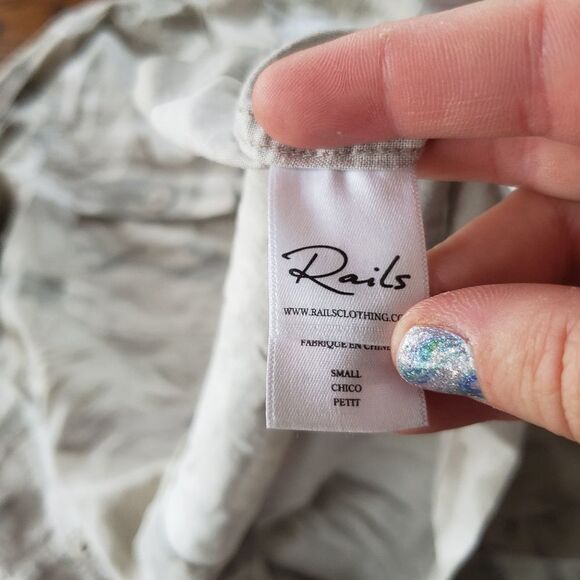 Rails Everett Camo camp button down shirt size sm - Picture 4 of 5